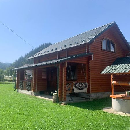 Rivnya Садиба У Коржуків מראה חיצוני תמונה